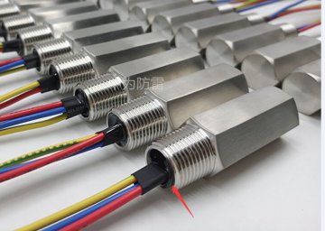 現(xiàn)場儀表（電磁閥門探測器變送器等）用信號浪涌保護器如何選擇？